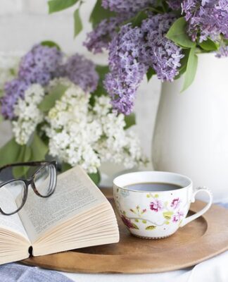 Czy herbata z miodem pomaga na gardło?