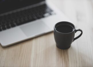 Po czym można pracować w laboratorium?