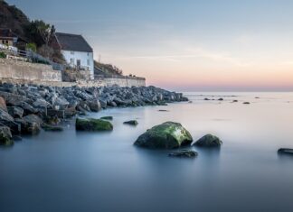 Czy wyłączony telewizor promieniuje?